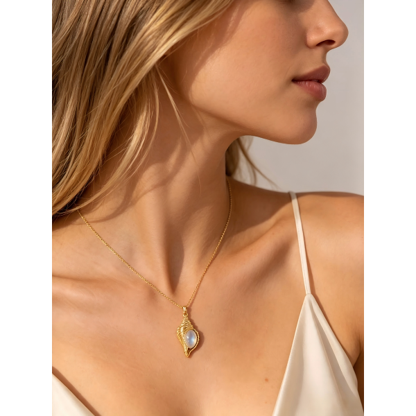 Conch Shell Pearl Necklace