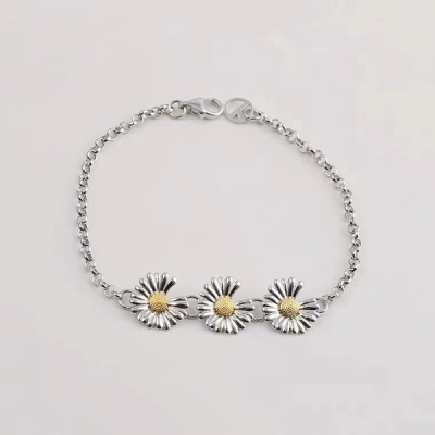 Three Daisy Silver Bracelet