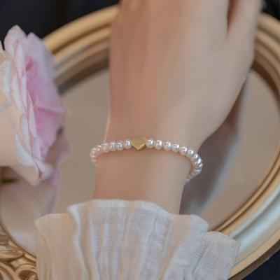 Heart Pearl Beaded Bracelet